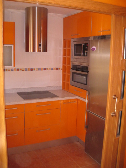 Campana extractora tubo redonda cocina espacios pequeños